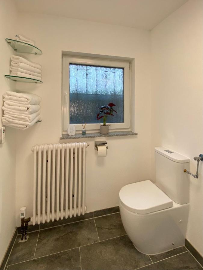 Gärtringen 1,5 Zimmer Apartment In S-Bahn Naehe, 35 Qm, Max 4 Pers, Zentral, Private Terasse, Internet 250 Mbit מראה חיצוני תמונה